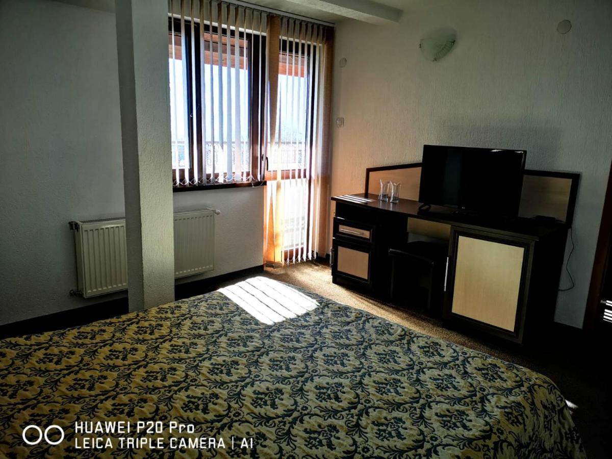 Ribkata Family Hotel Smolyan Bagian luar foto